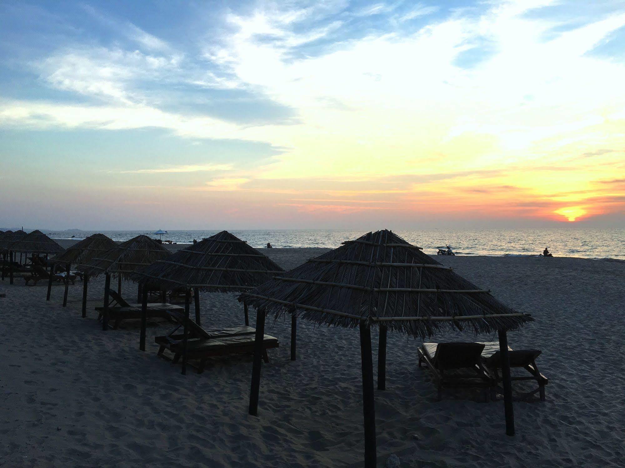 Emerald Sea Ngwesaung